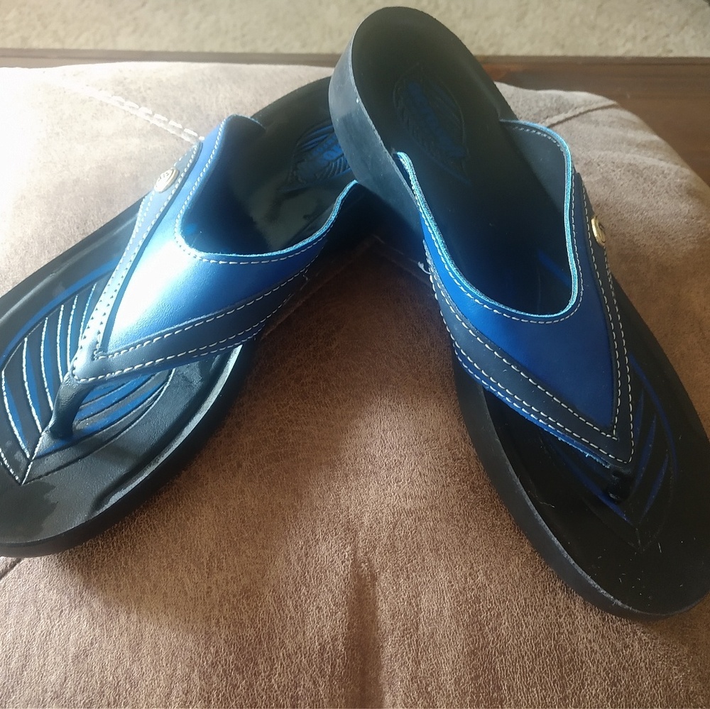 Blue and black sport flip flops